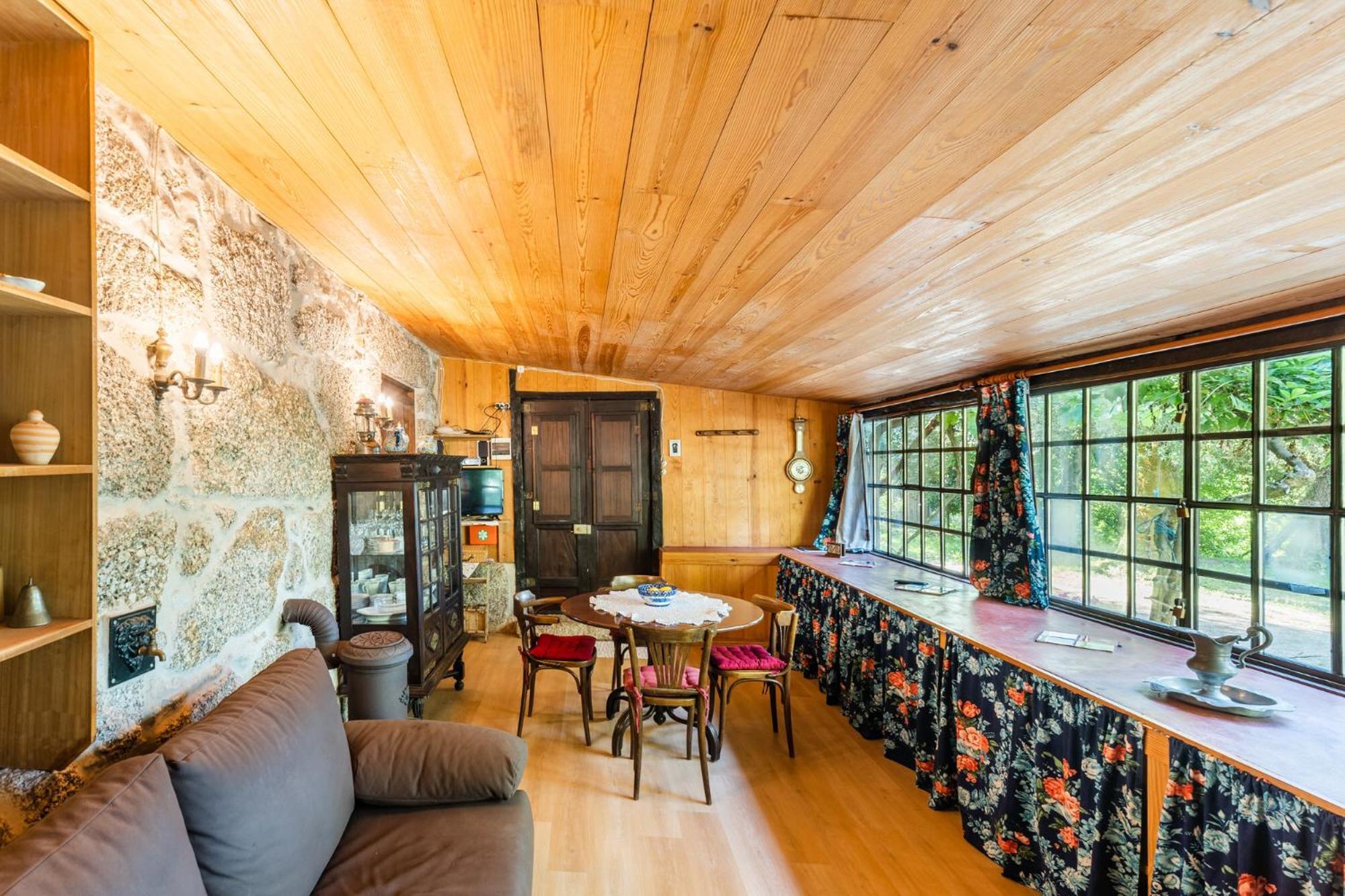 Chale Da Quinta "Lavoura Da Bouca - Fruta Bio" Guest House Celorico De Basto Ngoại thất bức ảnh